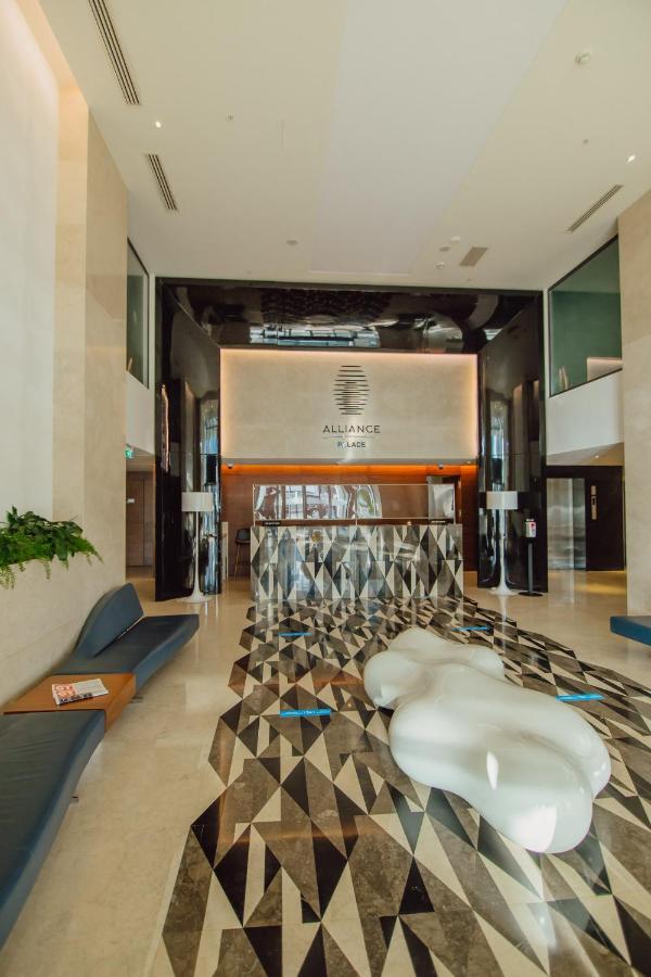 Your Sunshine Apartments Batumi Esterno foto