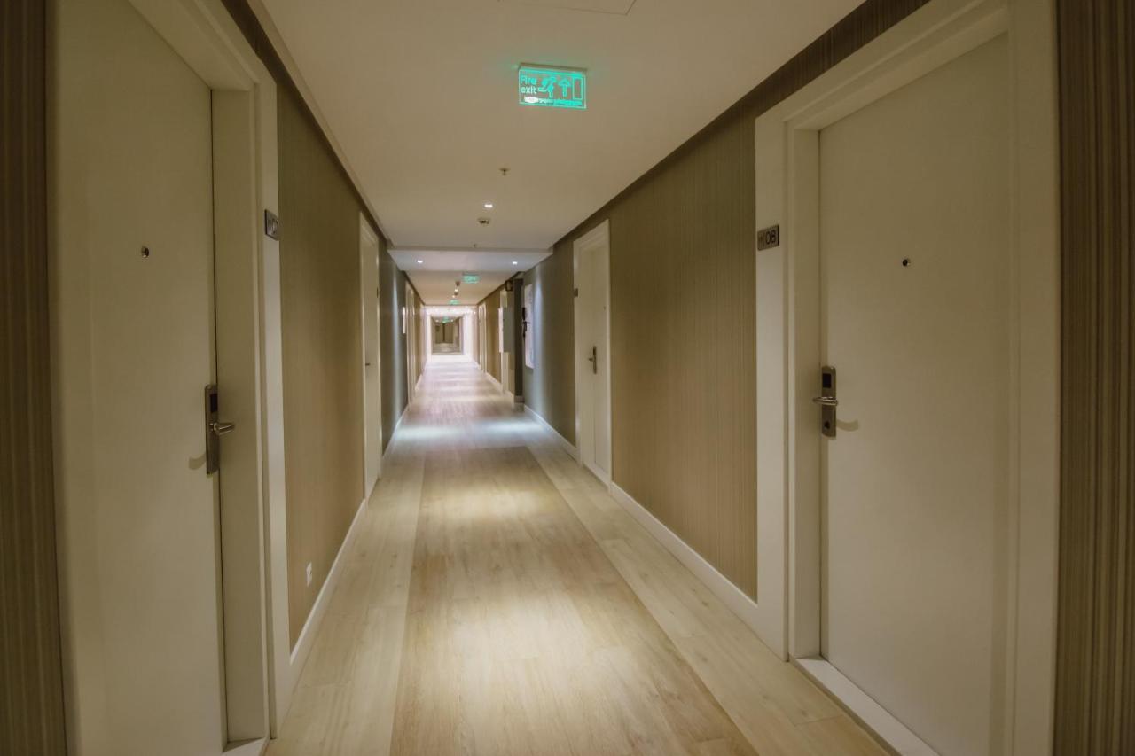 Your Sunshine Apartments Batumi Esterno foto