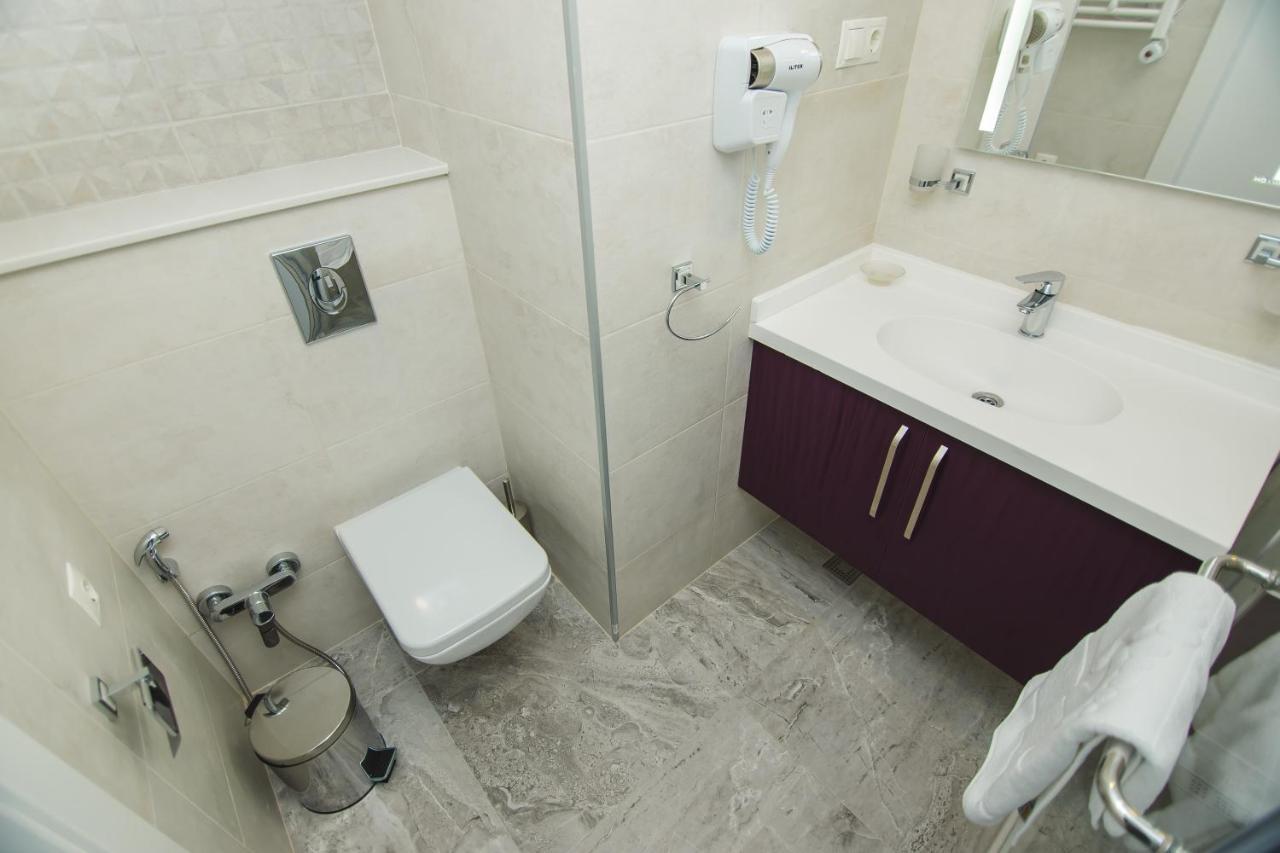 Your Sunshine Apartments Batumi Esterno foto