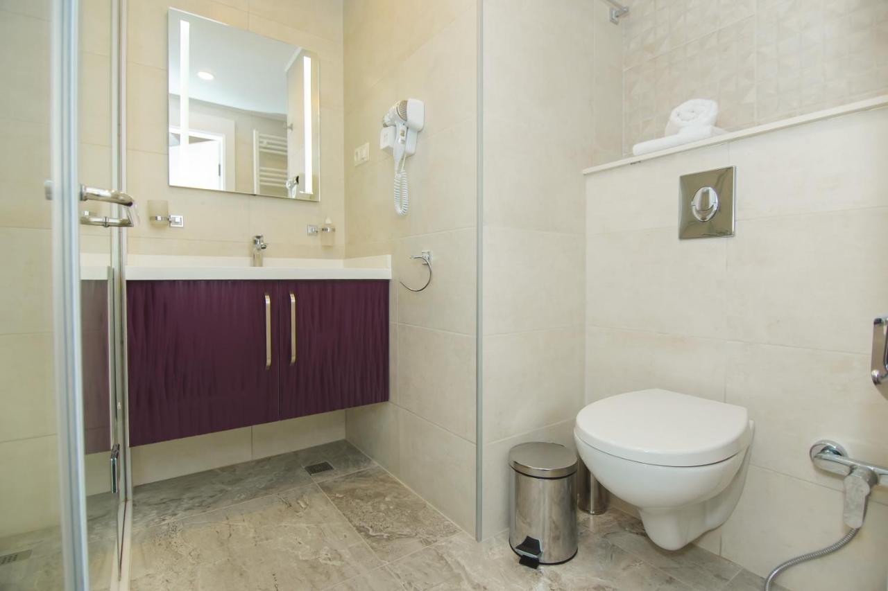Your Sunshine Apartments Batumi Esterno foto