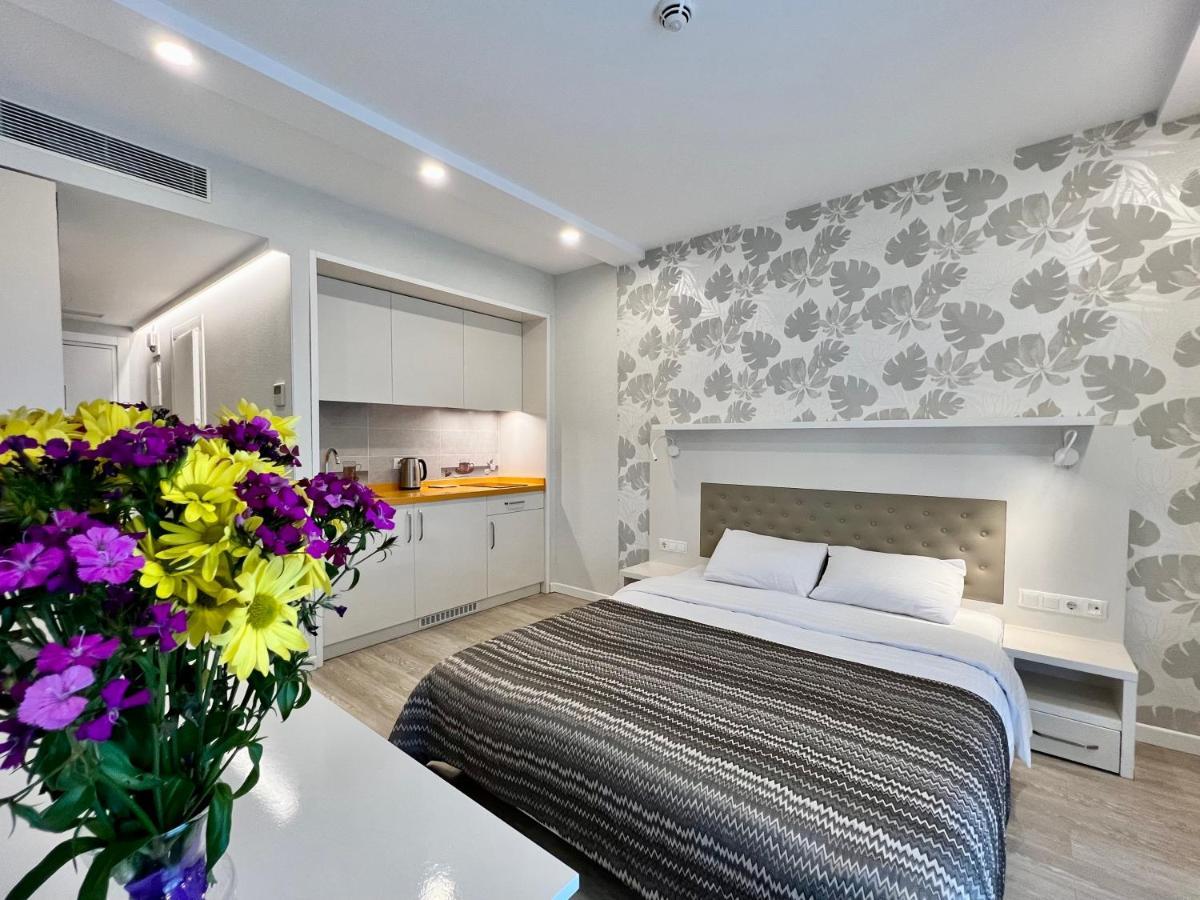 Your Sunshine Apartments Batumi Esterno foto