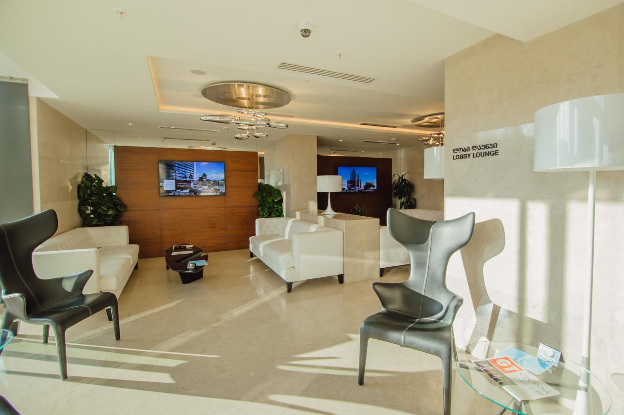 Your Sunshine Apartments Batumi Esterno foto